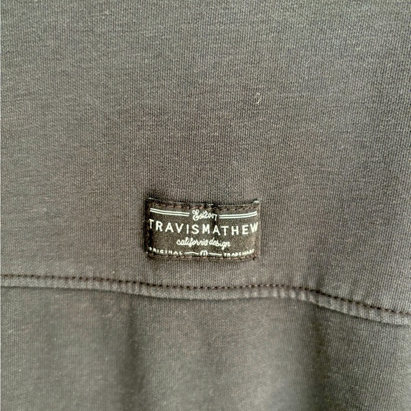 Travis Mathew Full Zip Jacket in Black, size Medium. - Picture 4 of 5